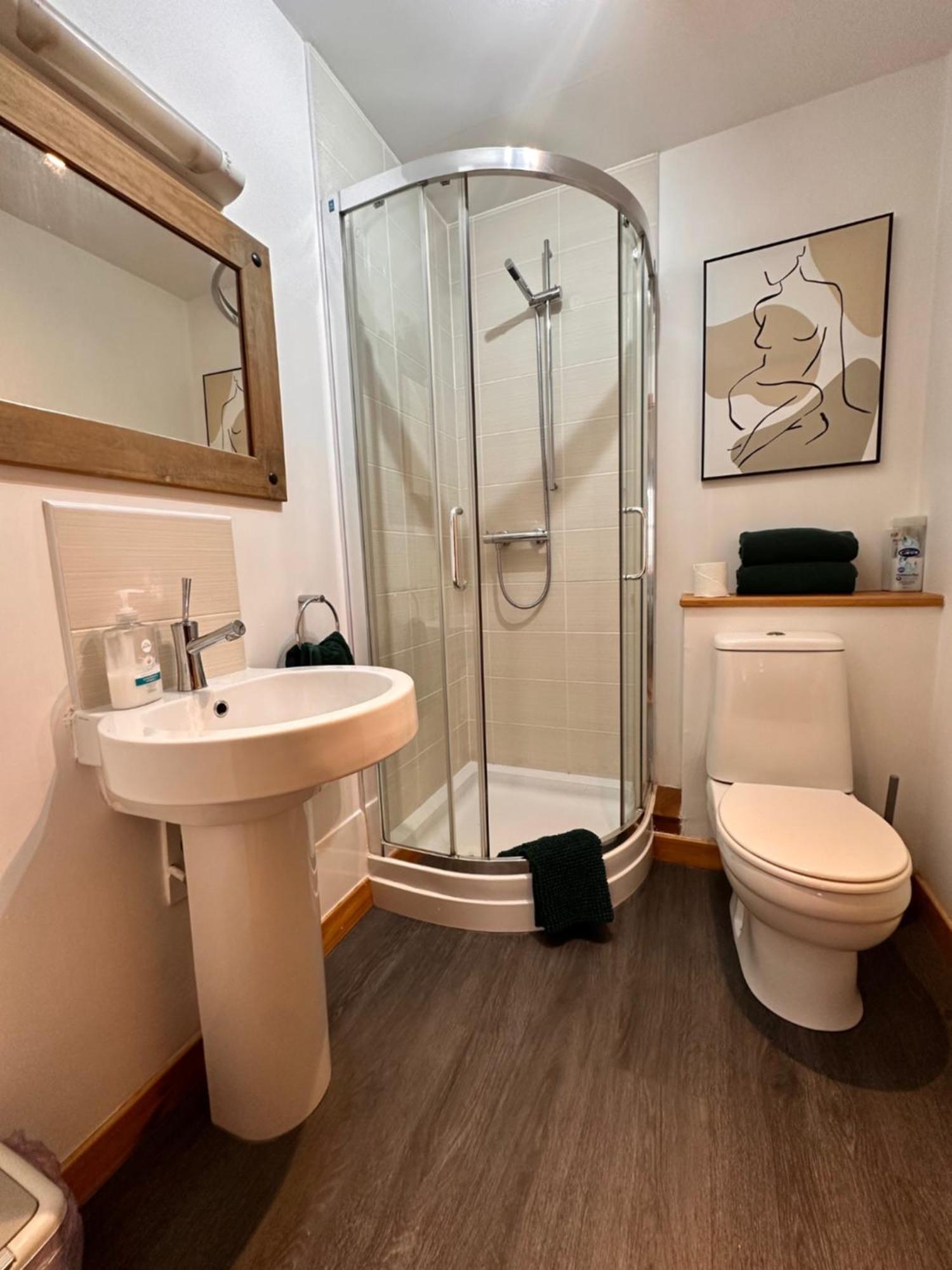City Centre Apartment Next To Bus And Train Station Inverness Kültér fotó