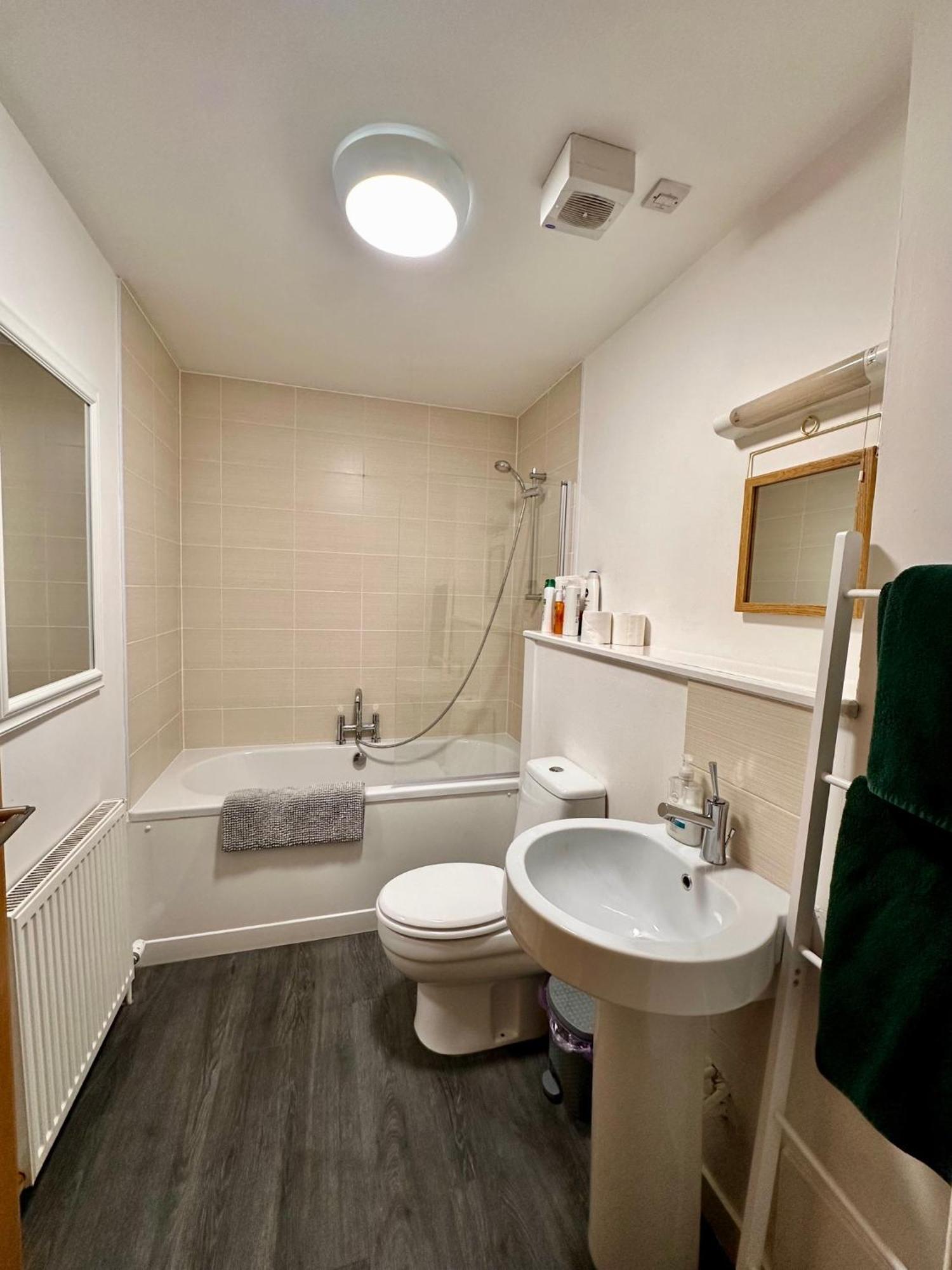 City Centre Apartment Next To Bus And Train Station Inverness Kültér fotó